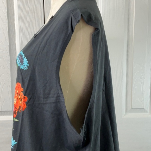 Doe. - Women’s Graphic Tank Top Size 1X - Picture 5 of 12